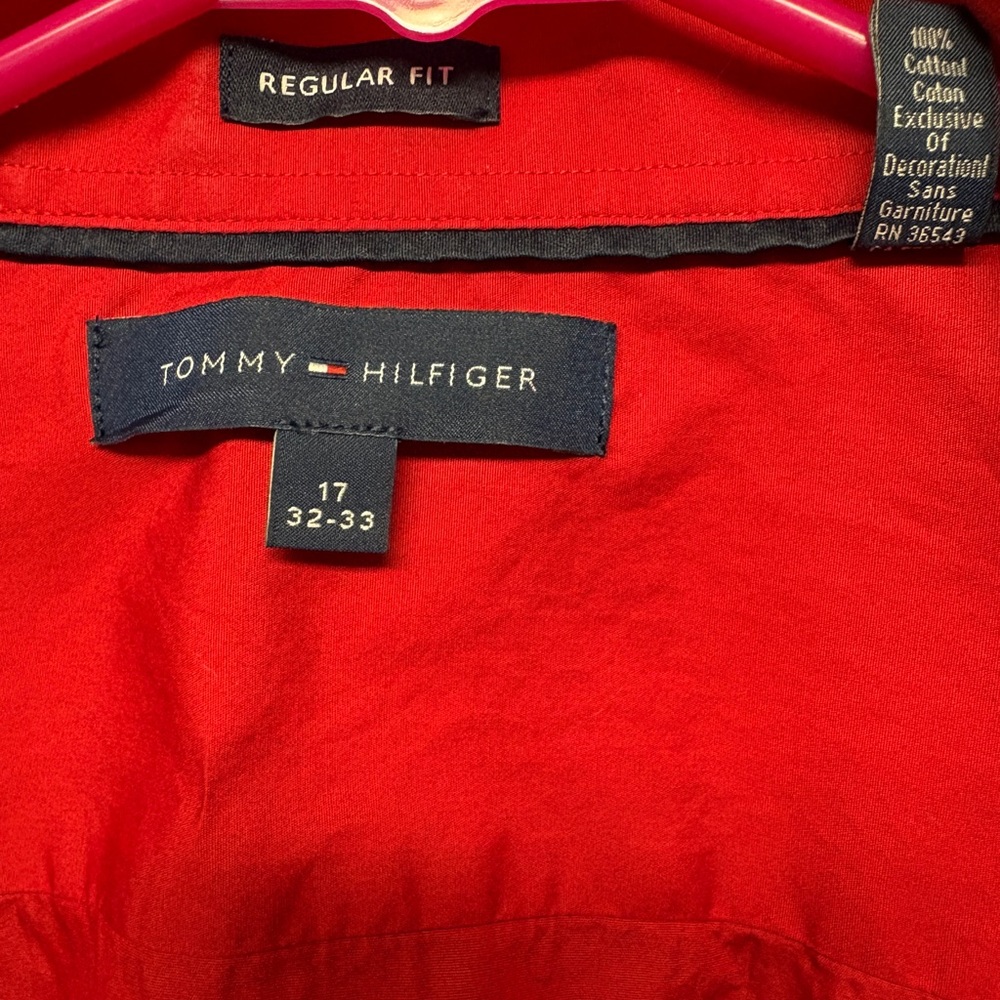 Tommy Hilfiger Men's Red 100% Cotton Button Down Dress Shirt -Size 17 -32/33 - Picture 3 of 6